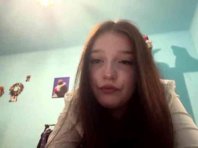 AsyaGoldi webcam