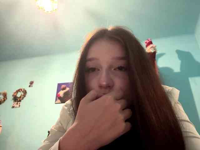 AsyaGoldi webcam