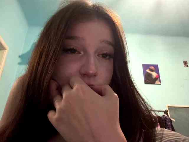 AsyaGoldi webcam