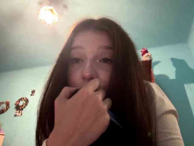 AsyaGoldi webcam