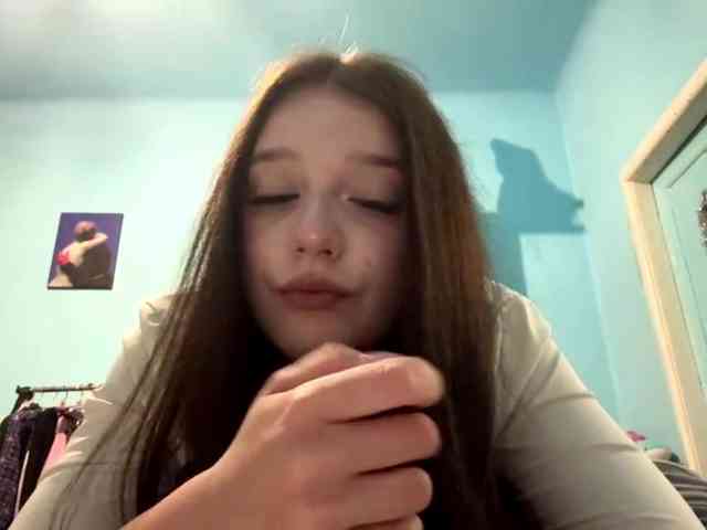 AsyaGoldi webcam