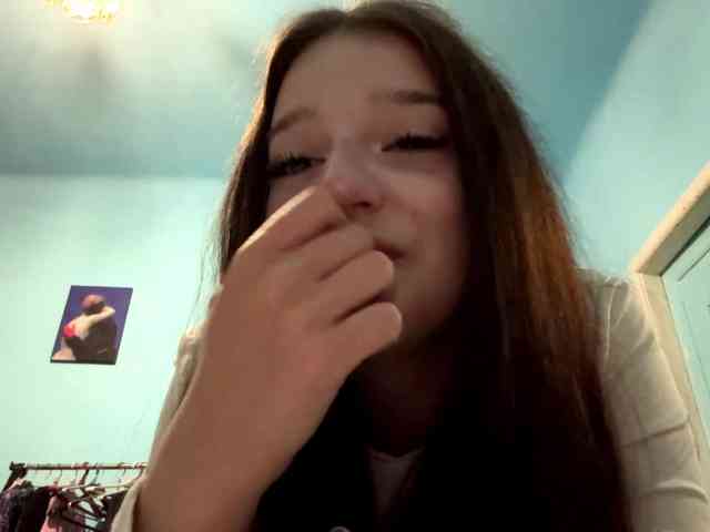 AsyaGoldi webcam