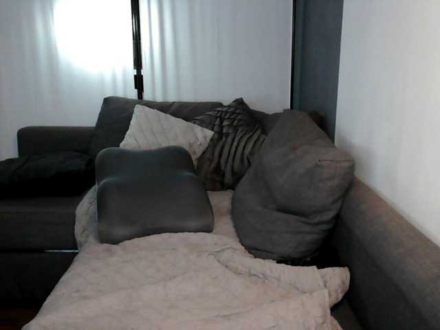 Skinny-LunaValentina1 live cam on BongaCams