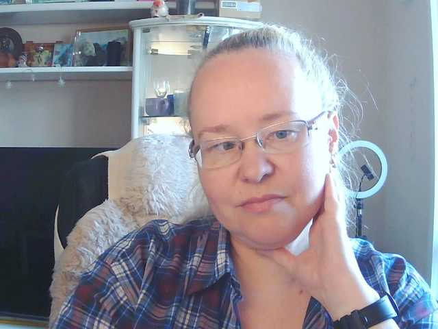 Viola27 live cam on BongaCams