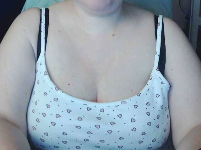 Viola27 live webcam show