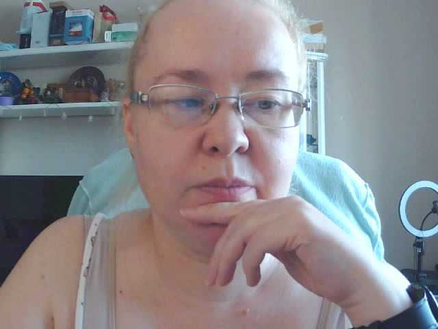 Viola27 live webcam show