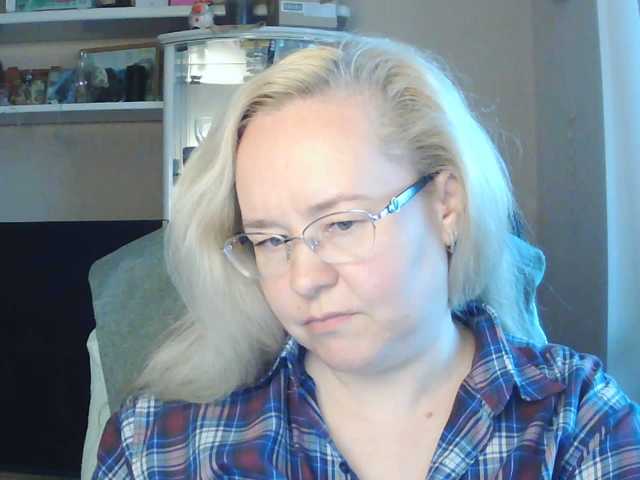Viola27 live cam on BongaCams