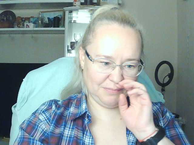 Viola27 live cam on BongaCams