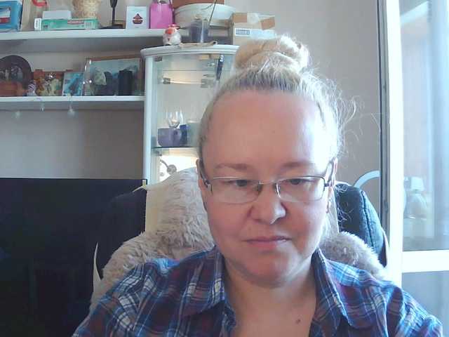 Viola27 live cam on BongaCams