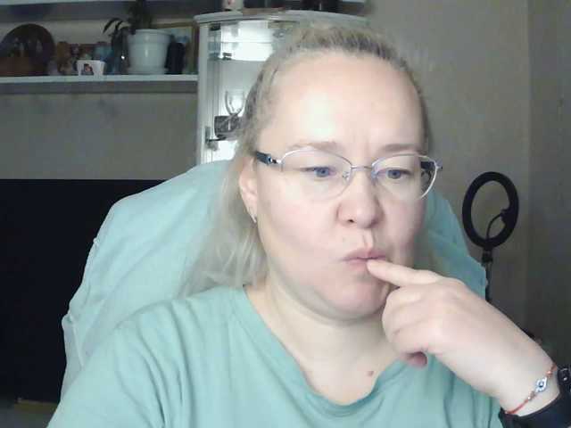 Viola27 live cam on BongaCams