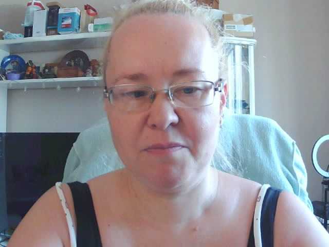 Viola27 live cam on BongaCams