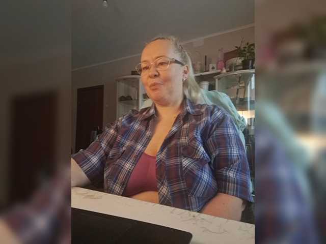 Viola27 live cam on BongaCams