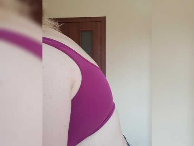 Viola27 live cam on BongaCams