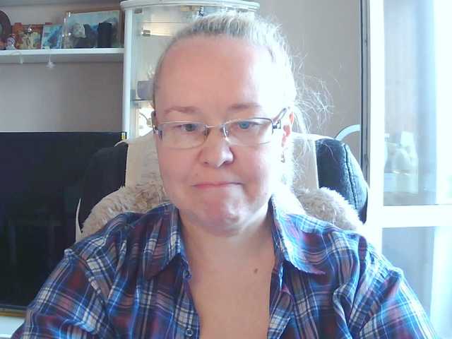 Viola27 live cam on BongaCams
