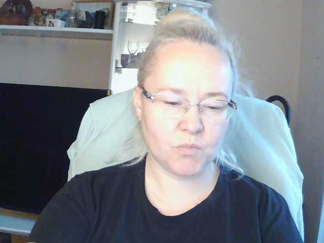 Viola27 live cam on BongaCams