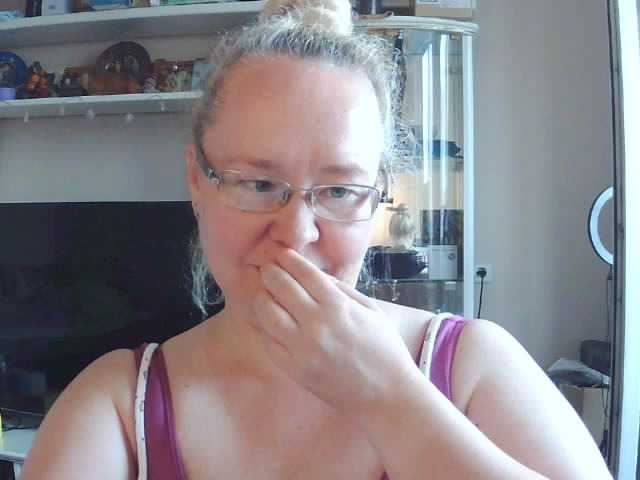 Viola27 live cam on BongaCams