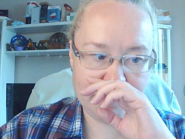 Viola27 live cam on BongaCams