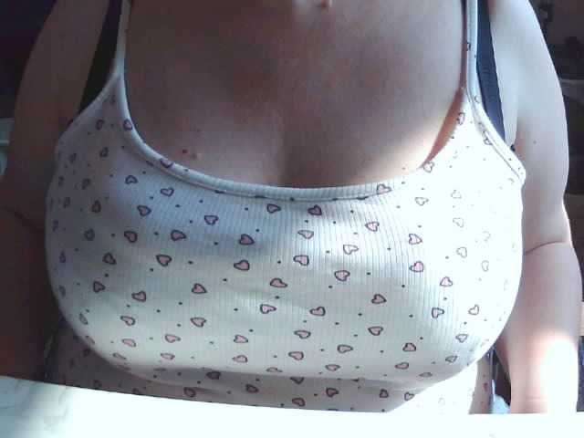 Viola27 live cam on BongaCams