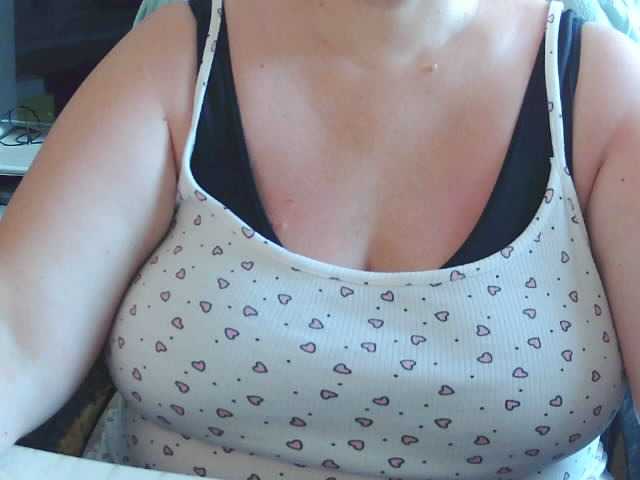 Viola27 live webcam show