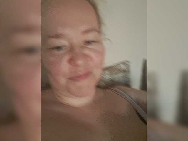 viola27 live sex