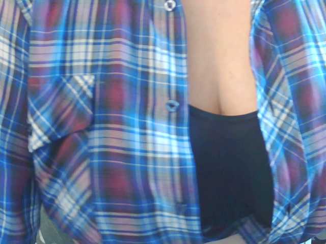 Viola27 live cam on BongaCams