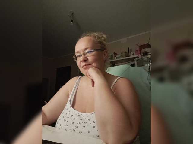 Viola27 live cam on BongaCams