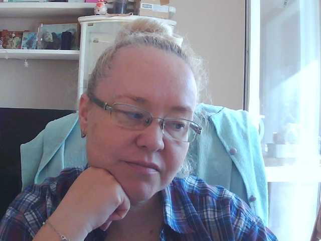 Viola27 live cam on BongaCams