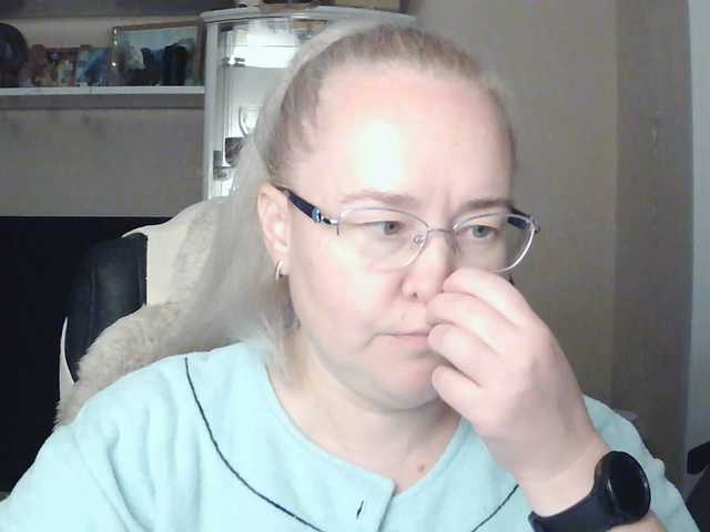 Viola27 live cam on BongaCams