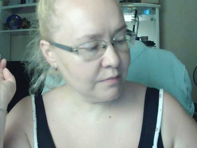 Viola27 live cam on BongaCams