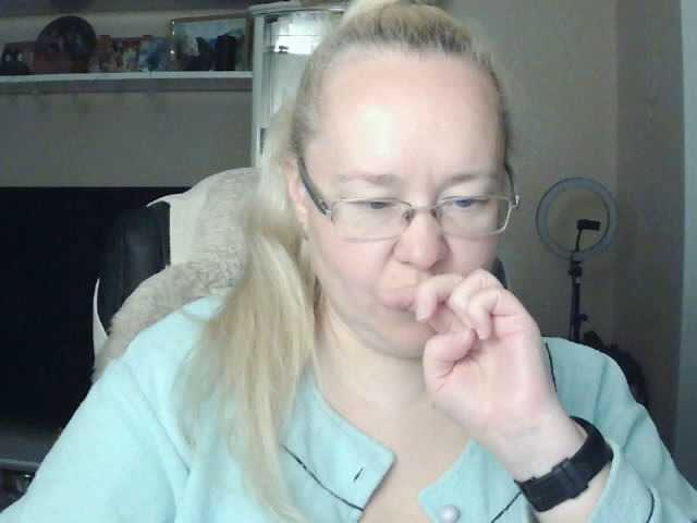 Viola27 live cam on BongaCams