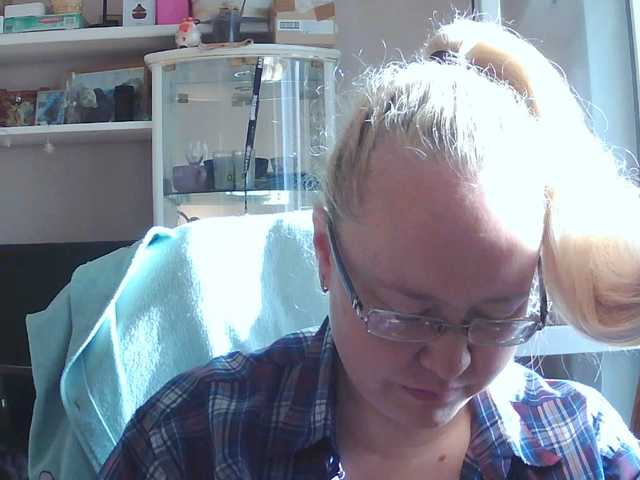 Viola27 live cam on BongaCams