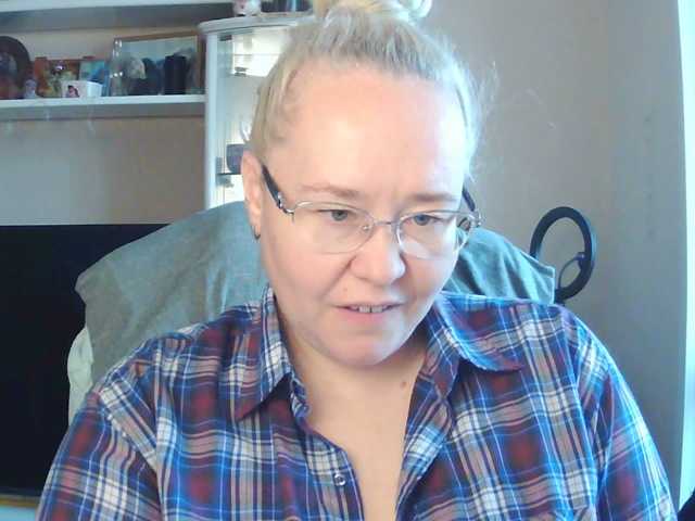 Viola27 live cam on BongaCams