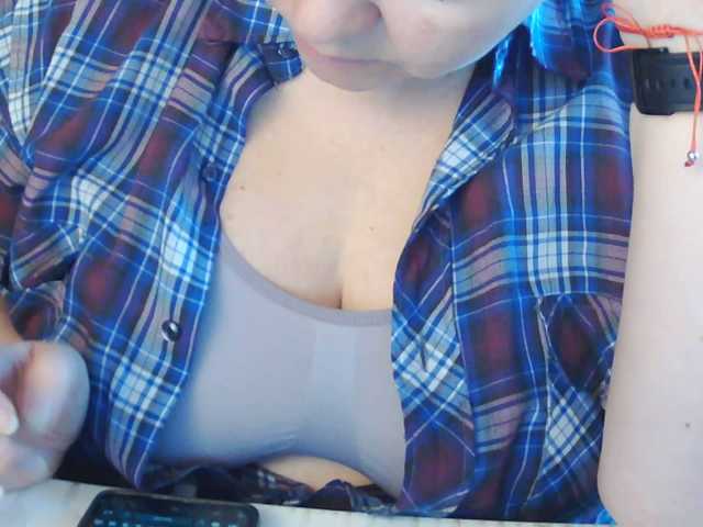 Viola27 live cam preview