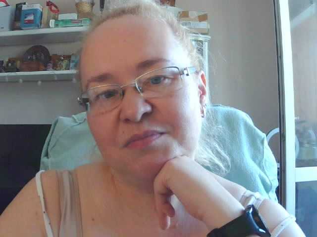 Viola27 live cam on BongaCams