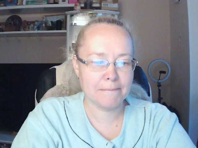 Viola27 live cam on BongaCams