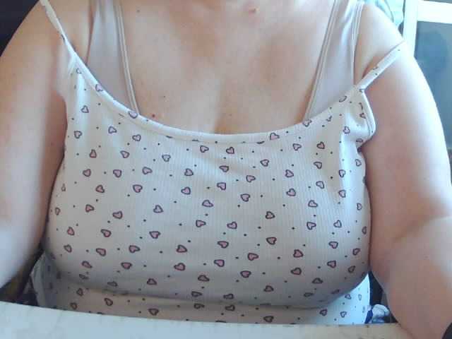 Viola27 live cam on BongaCams