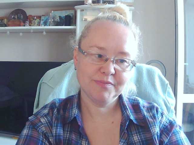 Viola27 live cam on BongaCams