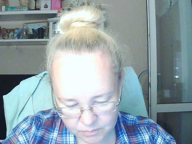 Viola27 live cam on BongaCams
