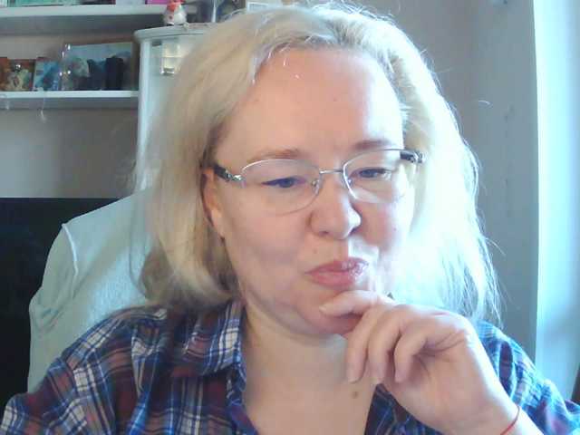 Viola27 live cam on BongaCams
