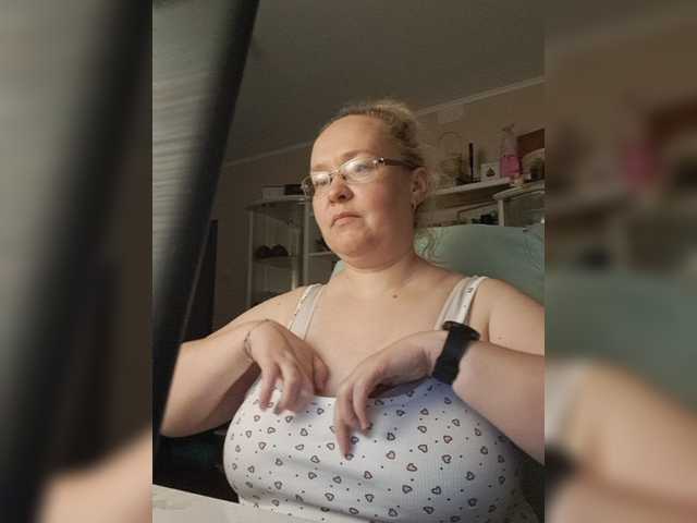 Viola27 live cam