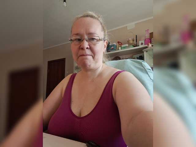 Viola27 live cam on BongaCams