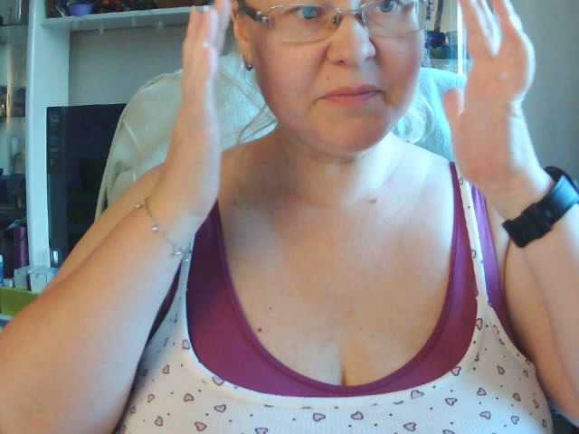 Viola27 live cam on BongaCams