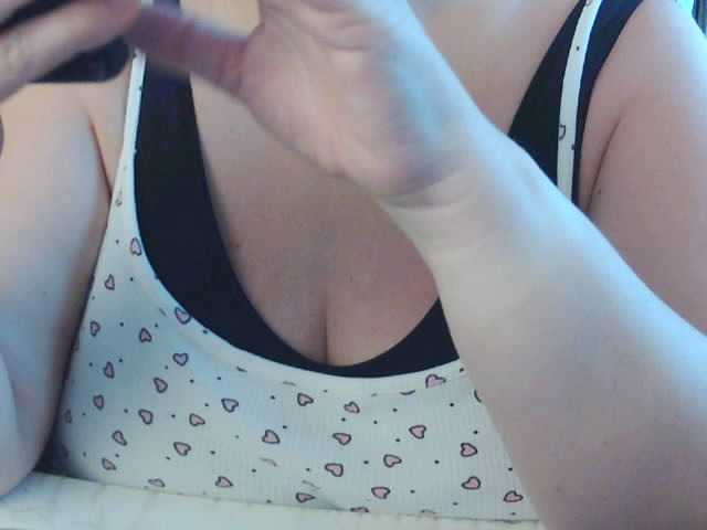 Viola27 live cam