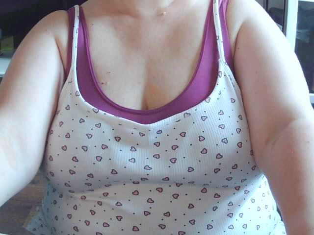 Viola27 live cam on BongaCams