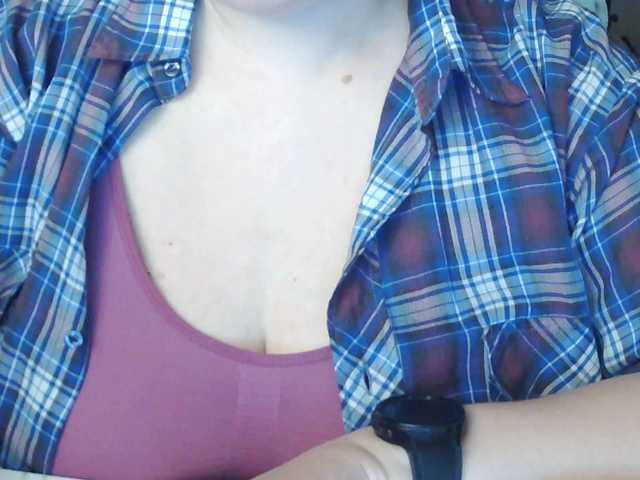 Viola27 live cam on BongaCams