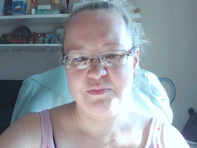 Viola27 live cam on BongaCams
