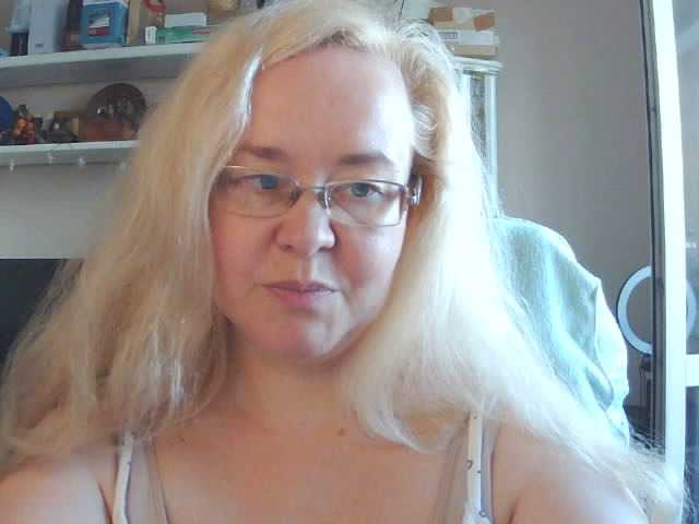 Viola27 live webcam show