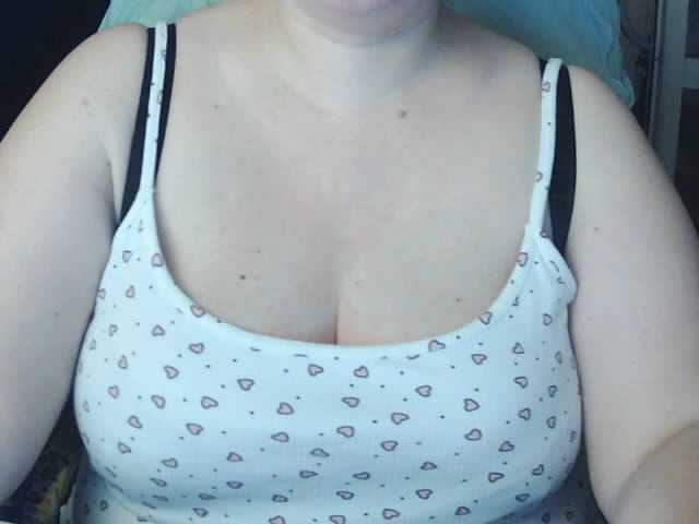 Viola27 live webcam show