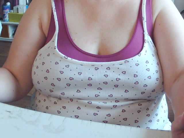Viola27 live cam on BongaCams