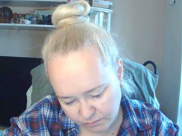 Viola27 live cam preview